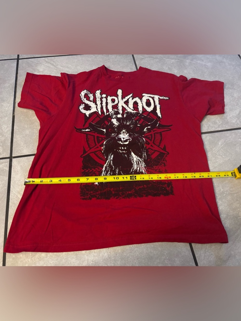 Slipknot Graphic Band T-Shirt - Picture 6 of 6